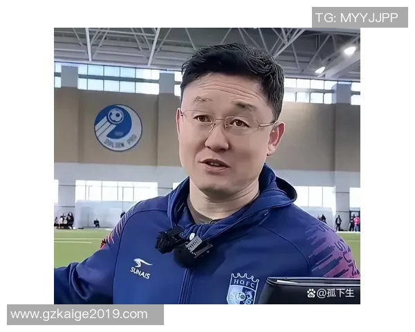 体能不足却依然闪耀的足球明星们的奋斗与坚持之路